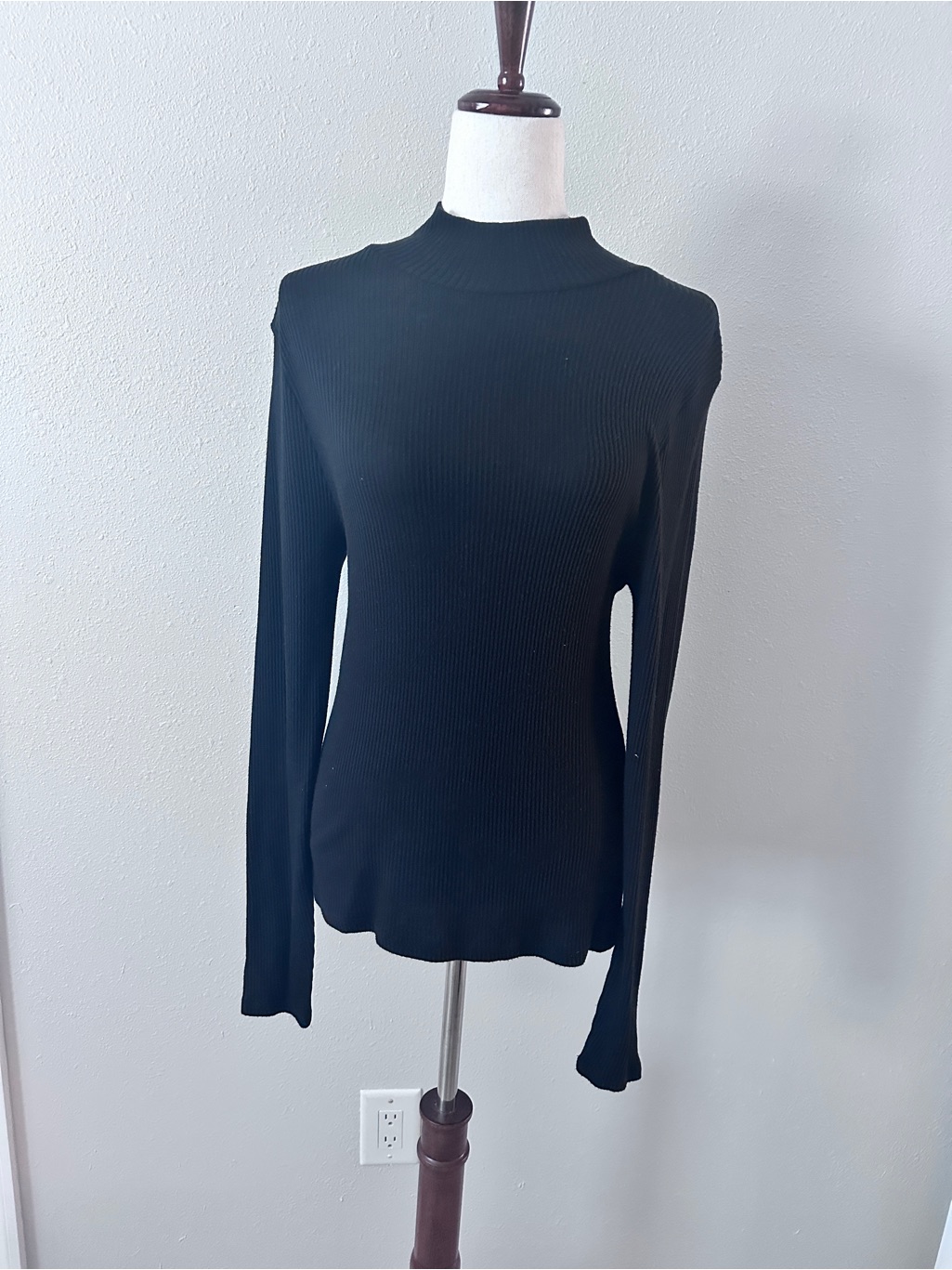 Faherty Black Ribbed Mock-Neck Long Sleeve Top